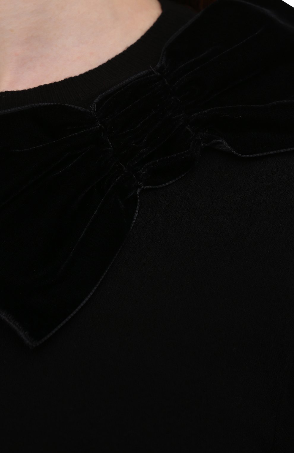 Платье из вискозы REDVALENTINO черного цвета по цене 55150 руб., арт. WR3KD02Z/64B, фото 5 Платье из вискозы REDVALENTINO, арт. WR3KD02Z/64B, фото 5