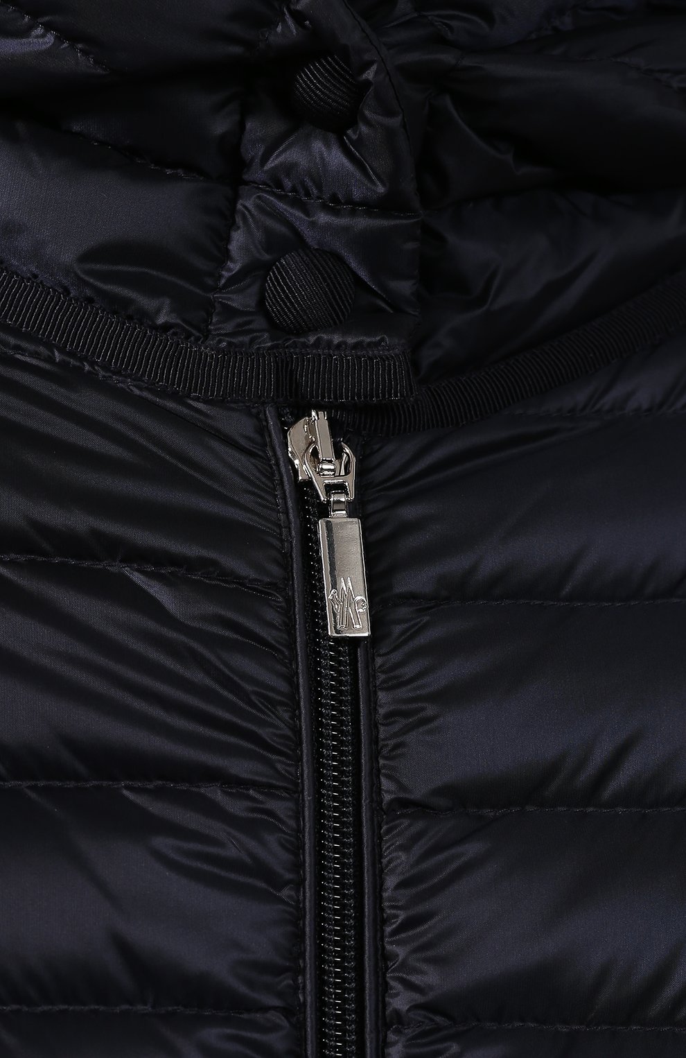 Пуховая куртка MONCLER темно-синего цвета по цене 107500 руб., арт. B1-093-49312-99-53048, фото 5 Пуховая куртка MONCLER, арт. B1-093-49312-99-53048, фото 5