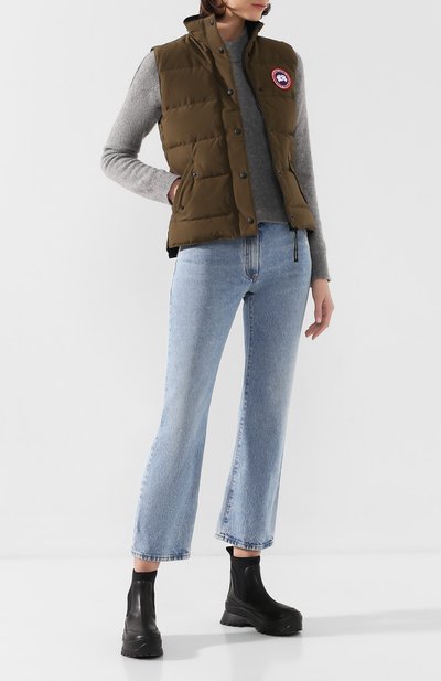 Пуховый жилет freestyle CANADA GOOSE хаки цвета по цене 52950 руб., арт. 2832L, фото 2 Пуховый жилет freestyle CANADA GOOSE, арт. 2832L, фото 2