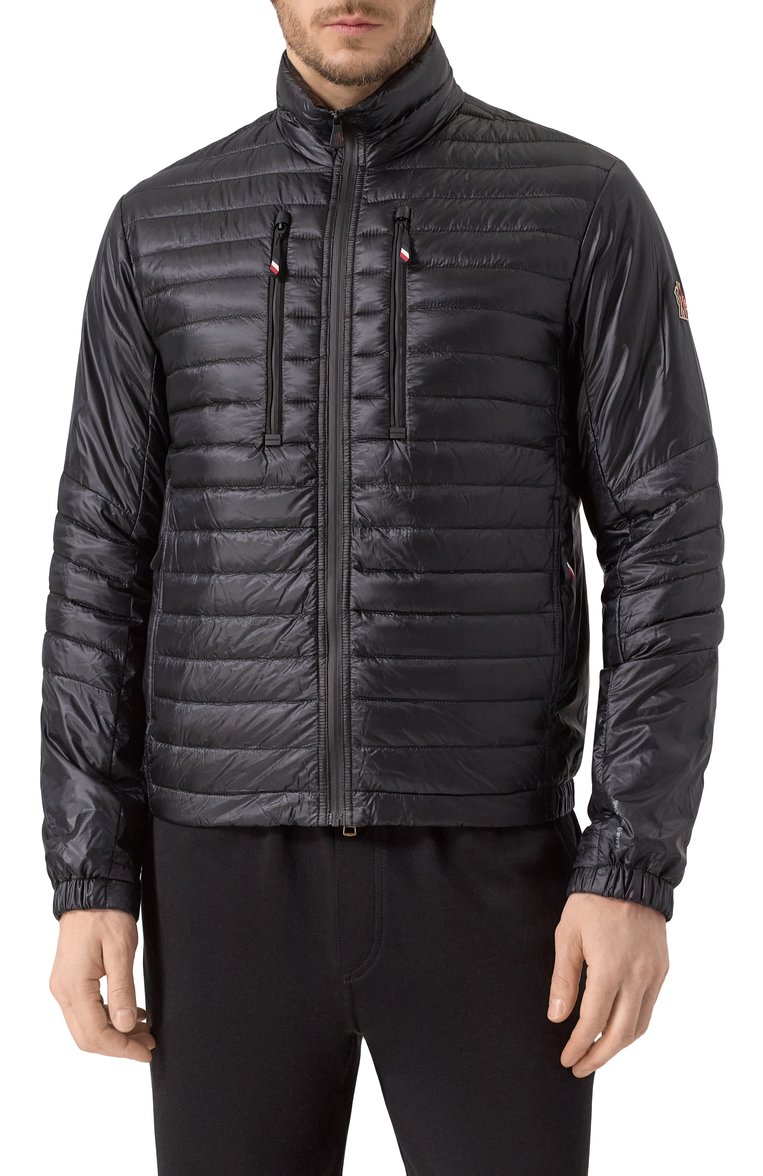 Мужская пуховая куртка althaus MONCLER GRENOBLE черного цвета, арт. 1A00013/595B1 | Фото 3 (Материал внешний: Синтетический материал; Материал подклада: Синтетический материал; Длина (верхняя одежда): Короткие; Рукава: Длинные; Мужское Кросс-КТ: Куртка-пуховая, Подстежка; Стили: Кэжуэл; Кросс-КТ: Утепленные; Материал утеплителя: Пух и перо; Автоматизация ТО: Проставлено; Автоматизация состава: Проставлено)