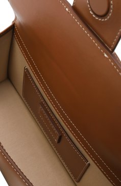 Женская сумка le grand bambino JACQUEMUS светло-коричневого цвета, арт. 22H213BA007 | Фото 5 (Размер: small; Материал: Натуральная кожа; Ремень/цепочка: На ремешке; Автоматизация состава: Проставлено; Автоматизация ТО: Проставлено)