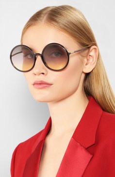 Женские солнцезащитные очки DIOR EYEWEAR серого цвета, арт. S0STELLAIRE3 KB7 | Фото 2 (Статус проверки: Проверена категория; Тип очков: С/з; Региональные ограничения белый список (Axapta Mercury): RU, Не проставлено; Re-sync: On; Материал: Пластик; Нос: Не проставлено; Очки форма: Круглые; Оптика Гендер: оптика-женское)