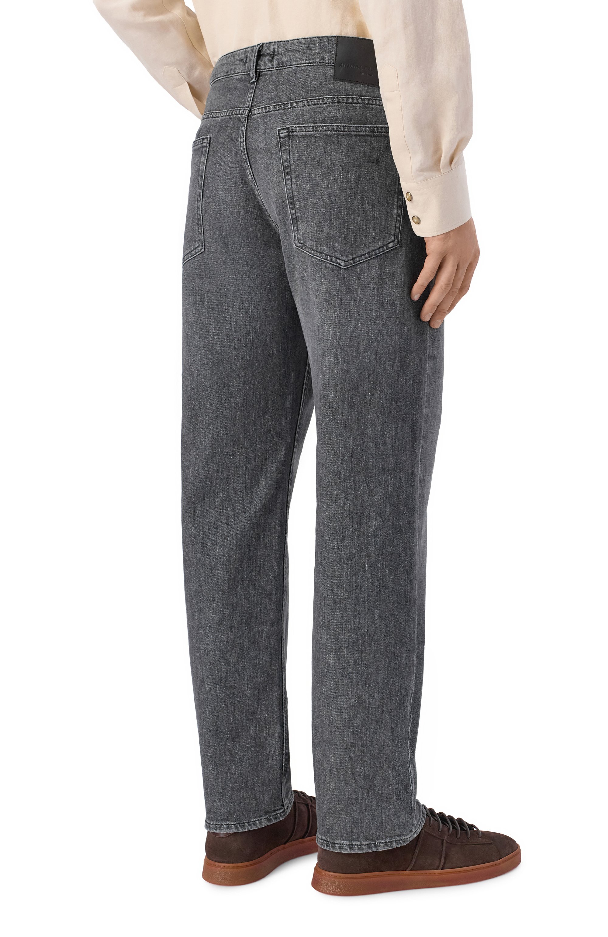 Джинсы ANDREA CAMPAGNA темно-серого цвета по цене 39950 руб., арт. P-380 BLACK USED/CABRA BLACK TRAMA BIANCA, фото 4 Джинсы ANDREA CAMPAGNA, арт. P-380 BLACK USED/CABRA BLACK TRAMA BIANCA, фото 4