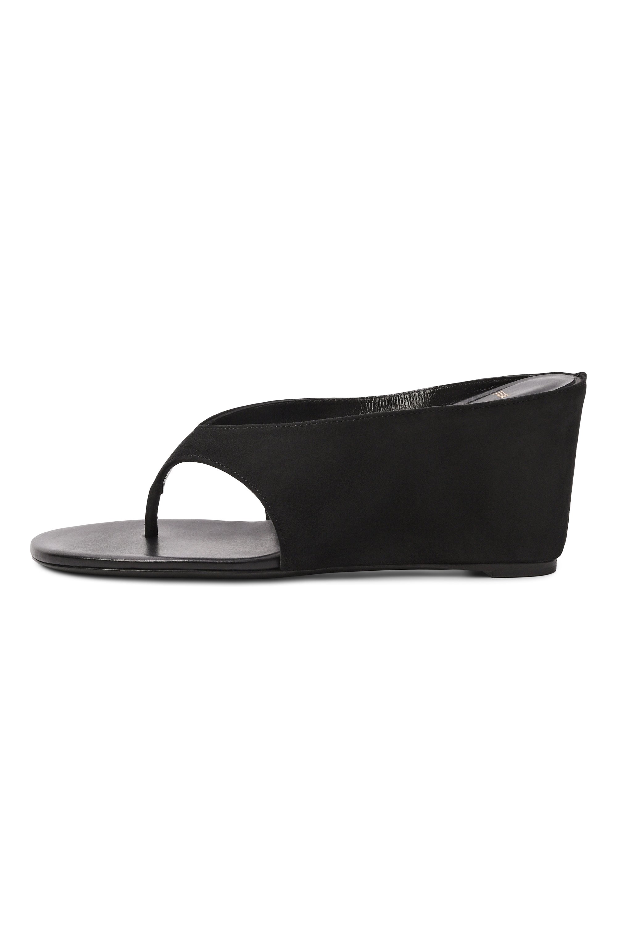 Замшевые мюли yaga 85 JUDE черного цвета по цене 63500 руб., арт. YAGA WEDGE SANDAL/SUEDE LEATHER, фото 4 Замшевые мюли yaga 85 JUDE, арт. YAGA WEDGE SANDAL/SUEDE LEATHER, фото 4