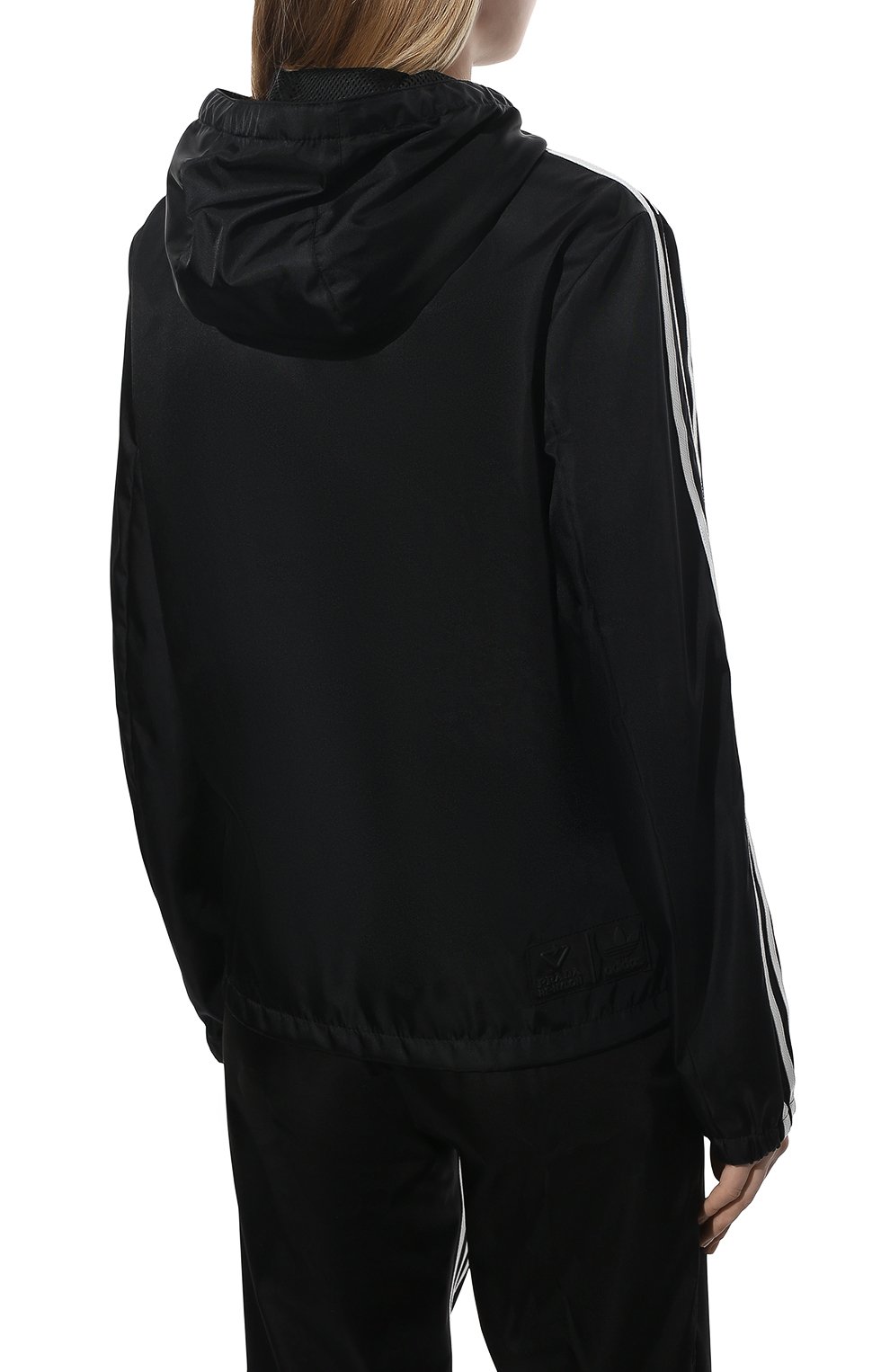 Куртка adidas for prada re-nylon PRADA черного цвета по цене 125000 руб., арт. SGB964-1WQ8-F0002-212, фото 4 Куртка adidas for prada re-nylon PRADA, арт. SGB964-1WQ8-F0002-212, фото 4