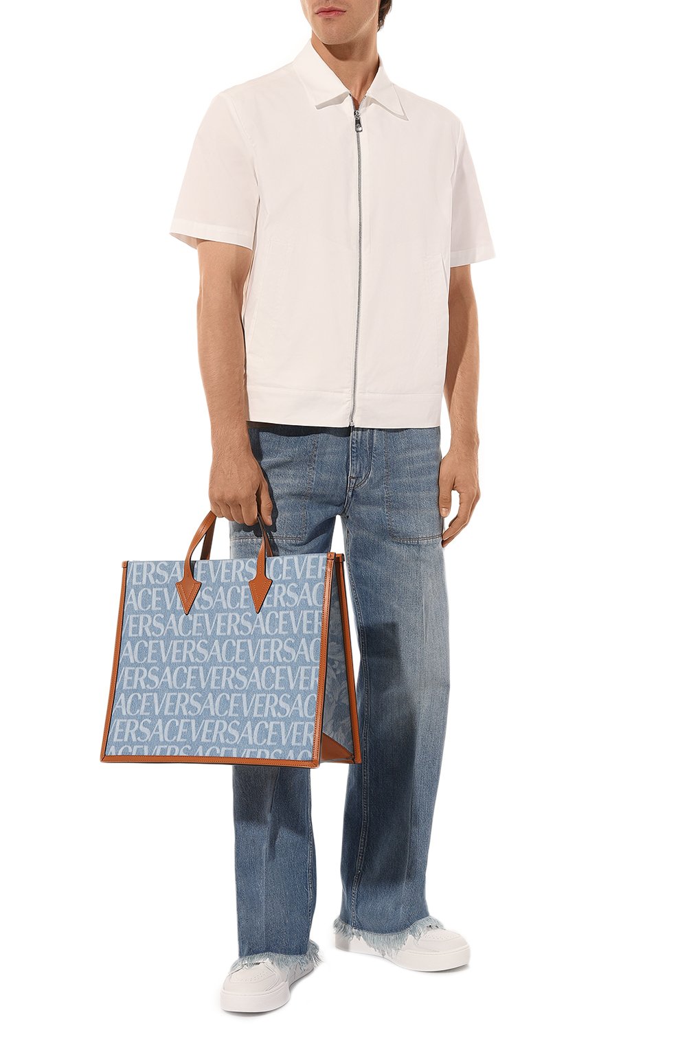 Сумка-тоут VERSACE голубого цвета по цене 216500 руб., арт. 1008913/1A07899, фото 7 Сумка-тоут VERSACE, арт. 1008913/1A07899, фото 7