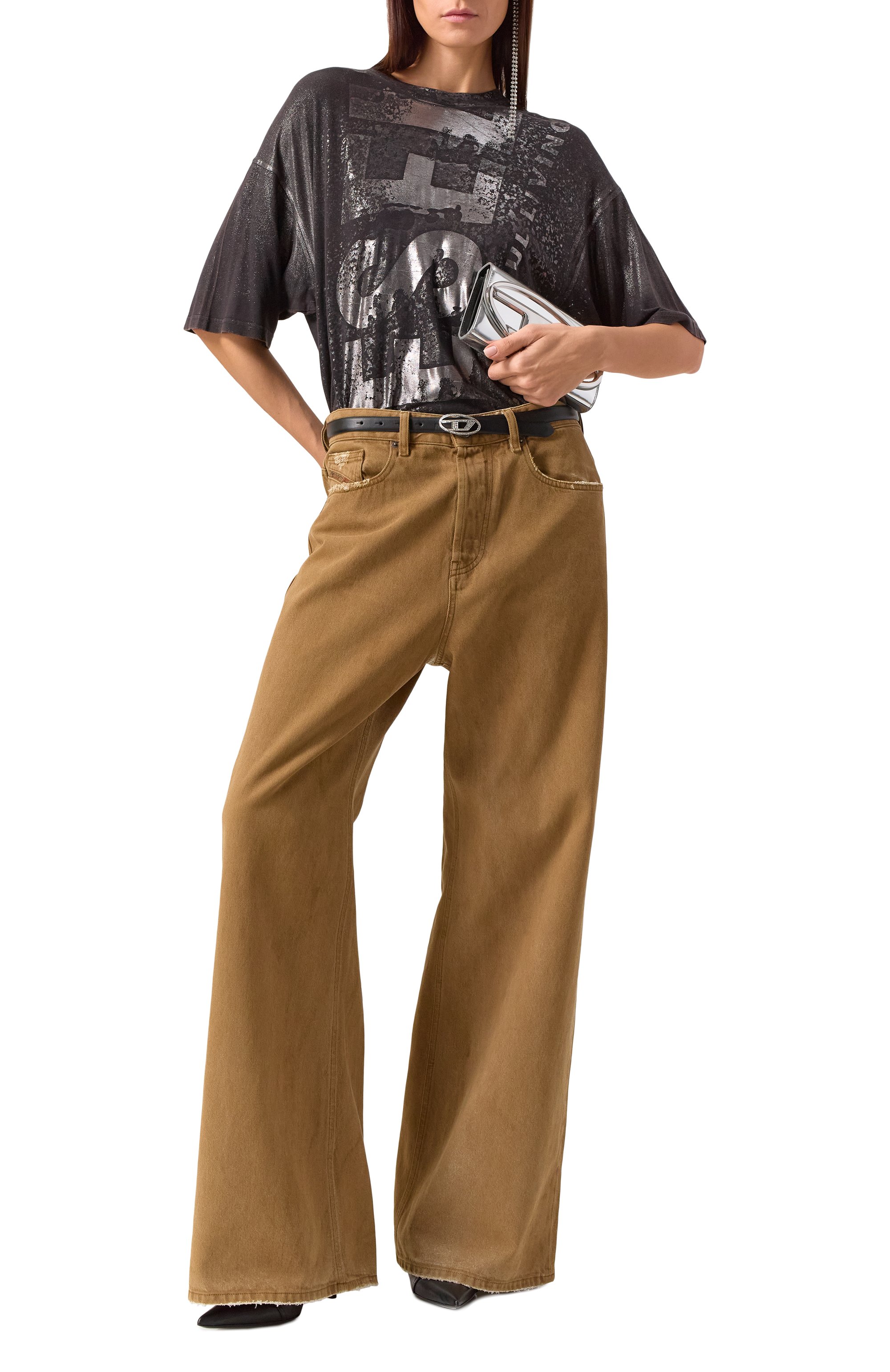 Джинсы DIESEL светло-коричневого цвета по цене 34350 руб., арт. A06925/09J82, фото 2 Джинсы DIESEL, арт. A06925/09J82, фото 2