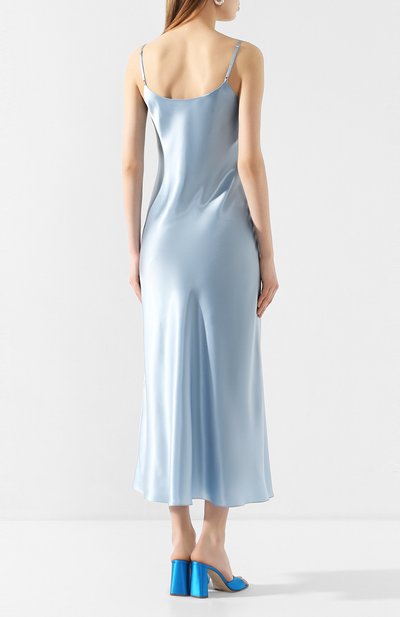 Атласное платье LESYANEBO голубого цвета по цене 49000 руб., арт. SS20/Н-475, фото 4 Атласное платье LESYANEBO, арт. SS20/Н-475, фото 4