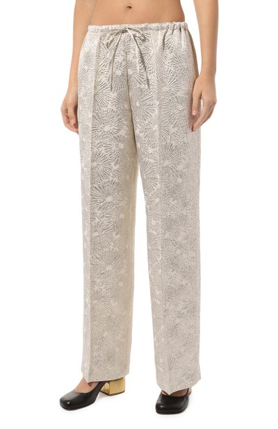 Шелковые брюки DRIES VAN NOTEN серебряного цвета по цене 95500 руб., арт. 232-010918-7077, фото 3 Шелковые брюки DRIES VAN NOTEN, арт. 232-010918-7077, фото 3