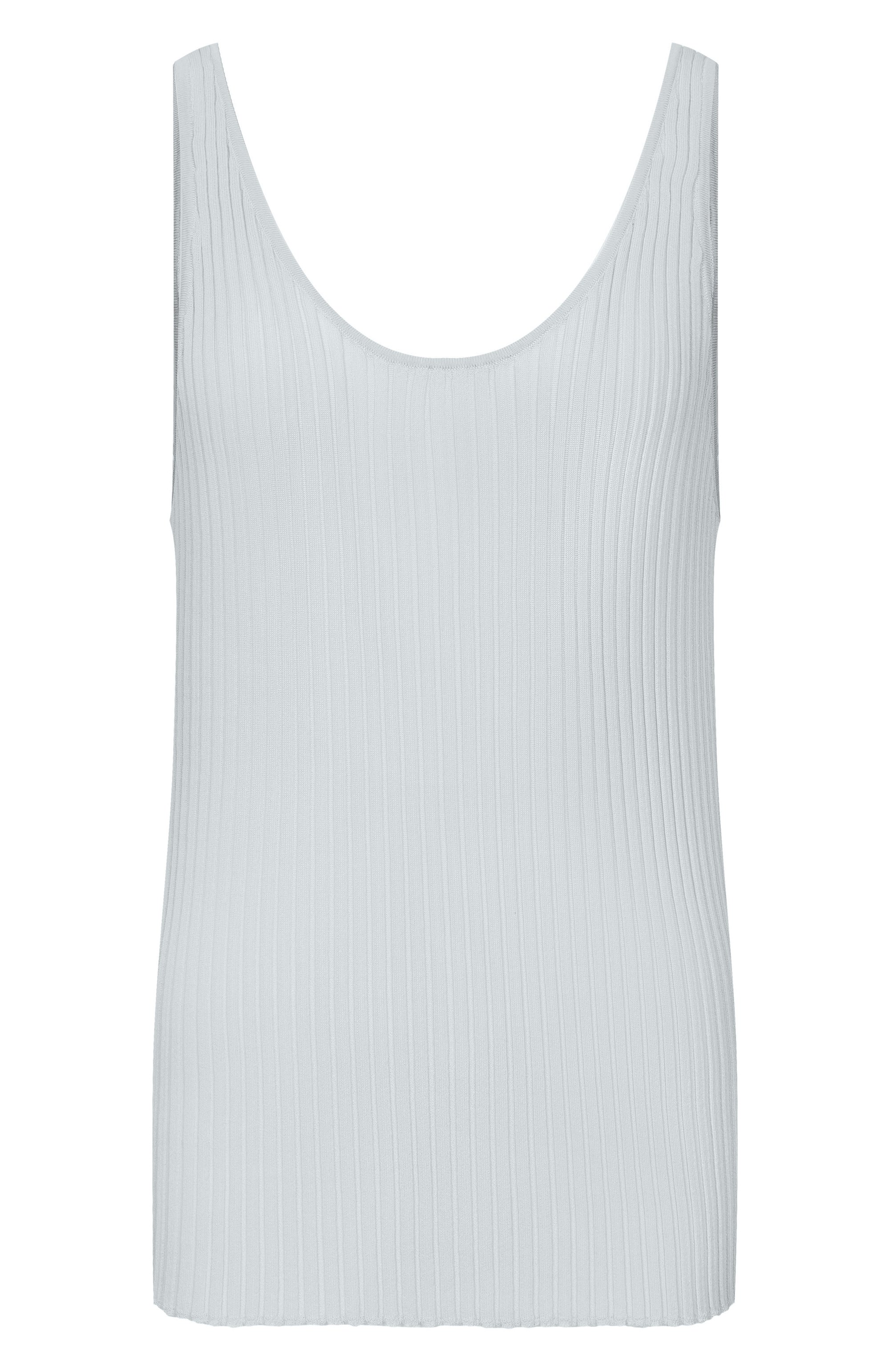 Топ из вискозы 12 STOREEZ голубого цвета по цене 9800 руб., арт. 138057, фото 1 Топ из вискозы 12 STOREEZ, арт. 138057, фото 1