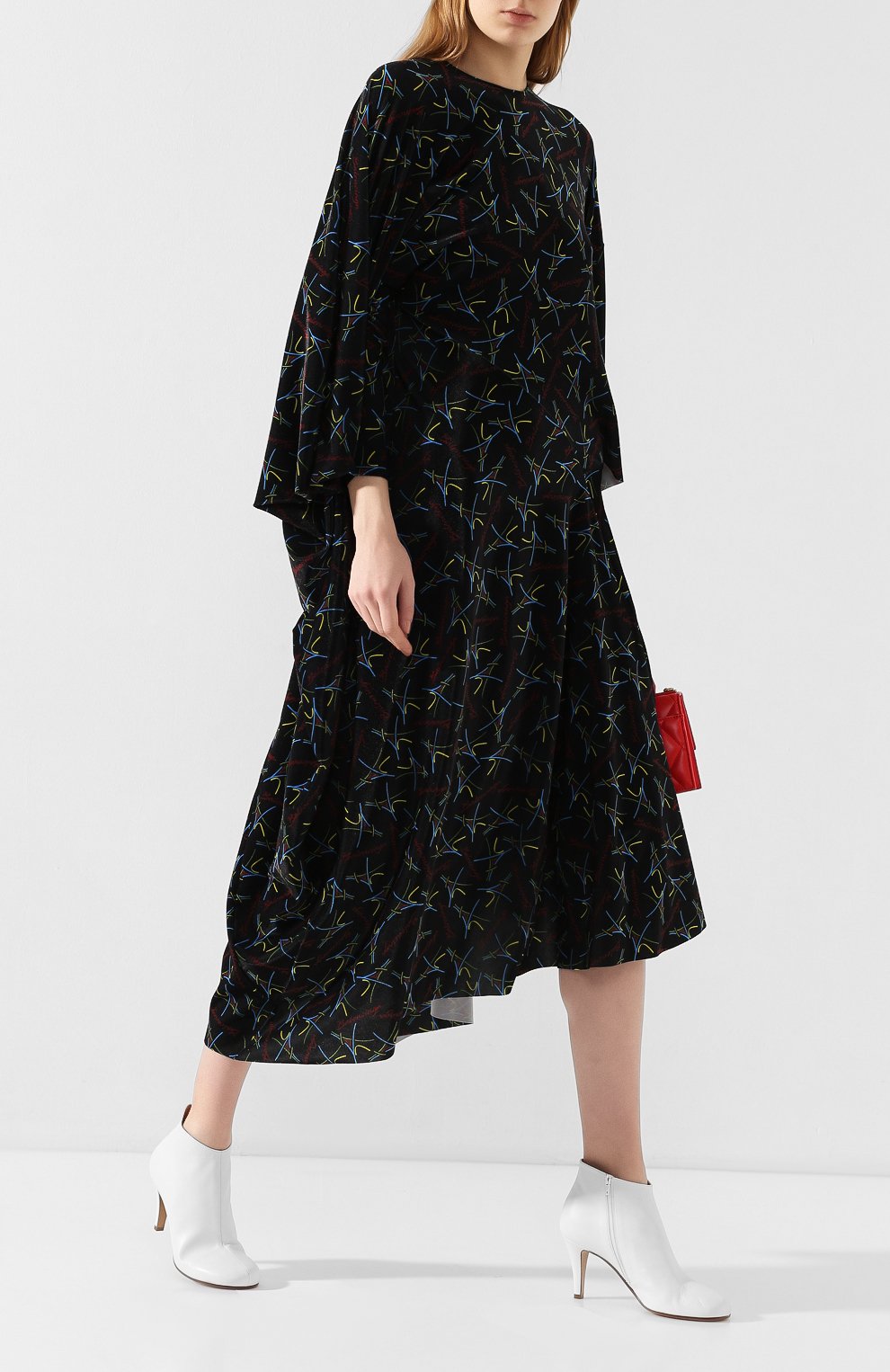 Платье BALENCIAGA черного цвета по цене 193000 руб., арт. 601124/TGL68, фото 2 Платье BALENCIAGA, арт. 601124/TGL68, фото 2