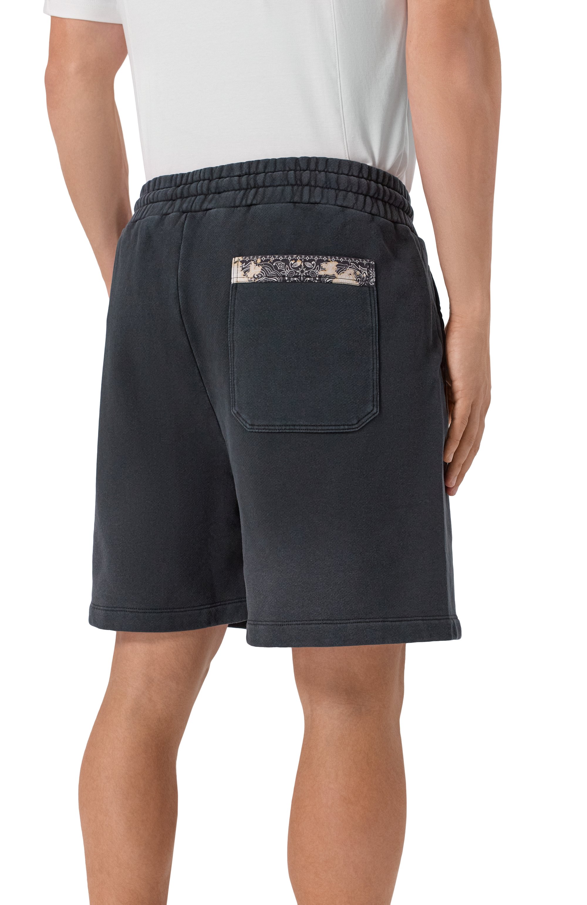 Хлопковые шорты AMIRI темно-серого цвета по цене 88800 руб., арт. AMJYSH1044, фото 4 Хлопковые шорты AMIRI, арт. AMJYSH1044, фото 4