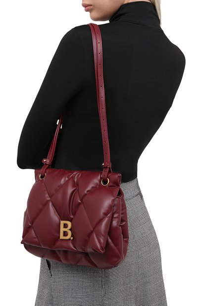 Сумка touch puffy BALENCIAGA бордового цвета по цене 161000 руб., арт. 619449/1WN4M, фото 2 Сумка touch puffy BALENCIAGA, арт. 619449/1WN4M, фото 2