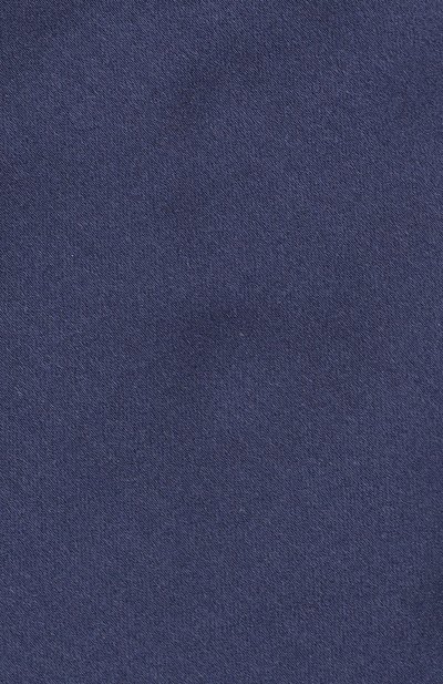 Шелковый галстук CANALI темно-синего цвета по цене 16200 руб., арт. 18/HJ01047, фото 3 Шелковый галстук CANALI, арт. 18/HJ01047, фото 3
