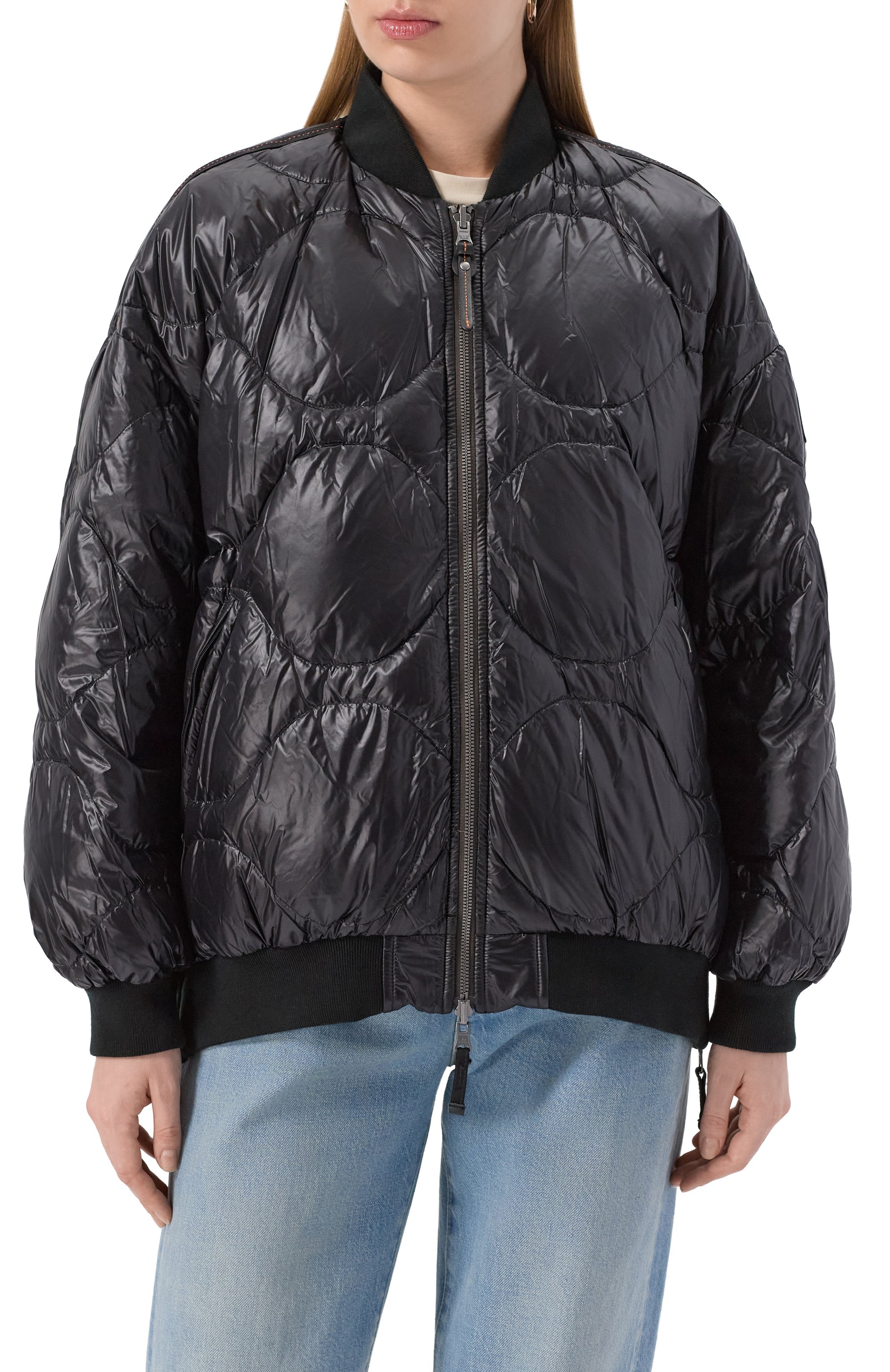 Двусторонний пуховый бомбер PARAJUMPERS черного цвета по цене 88000 руб., арт. 25WMPWJKIN32, фото 6 Двусторонний пуховый бомбер PARAJUMPERS, арт. 25WMPWJKIN32, фото 6