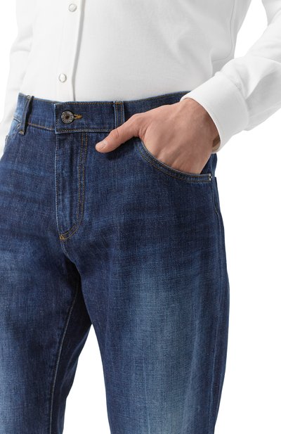 Джинсы classic DOLCE & GABBANA темно-синего цвета по цене 77700 руб., арт. GP05DD/G8KY8, фото 5 Джинсы classic DOLCE & GABBANA, арт. GP05DD/G8KY8, фото 5