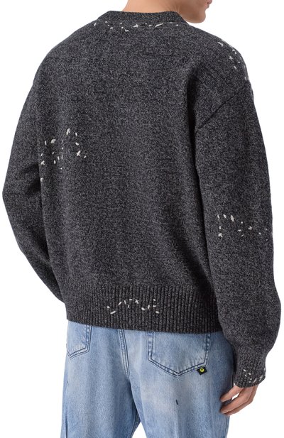 Свитер DOMREBEL темно-серого цвета по цене 49950 руб., арт. M RENEGADE/KNIT CREWNECK, фото 4 Свитер DOMREBEL, арт. M RENEGADE/KNIT CREWNECK, фото 4