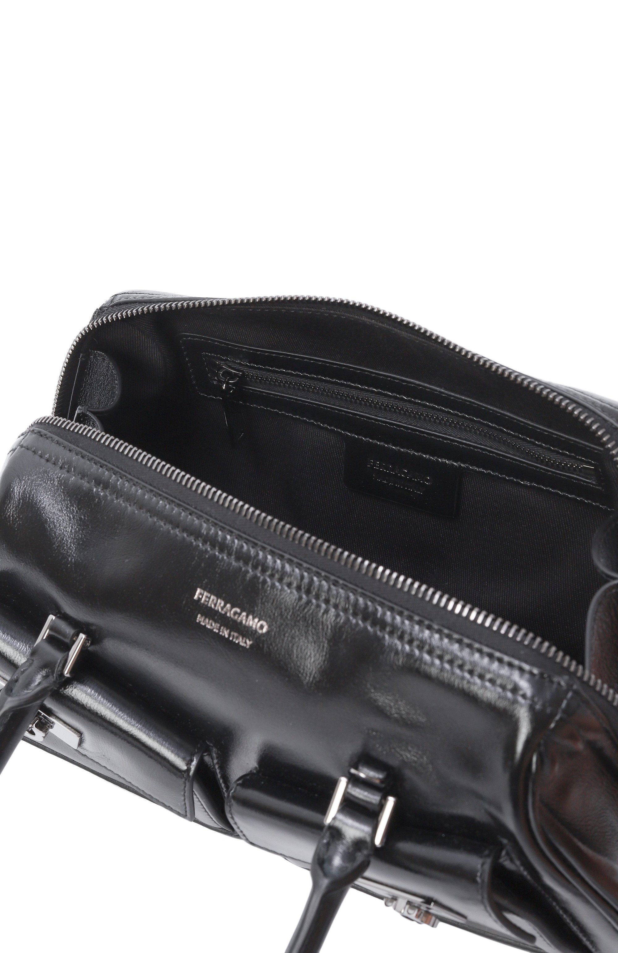 Сумка multipocket bowling small FERRAGAMO черного цвета по цене 270500 руб., арт. 21A228/786980, фото 5 Сумка multipocket bowling small FERRAGAMO, арт. 21A228/786980, фото 5