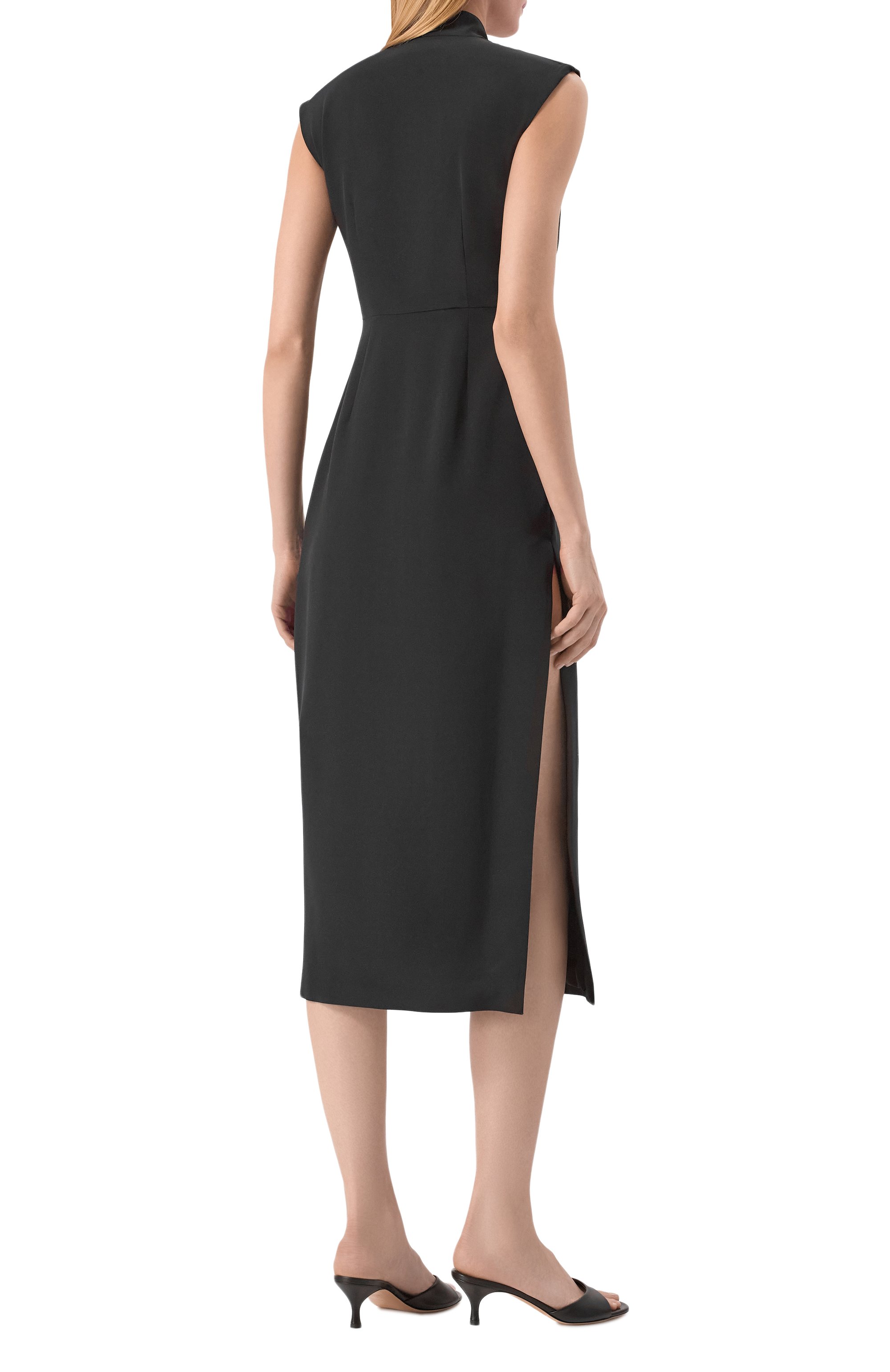 Шелковое платье GOOROO черного цвета по цене 127710 руб., арт. D077-2008-900-SS26, фото 3 Шелковое платье GOOROO, арт. D077-2008-900-SS26, фото 3