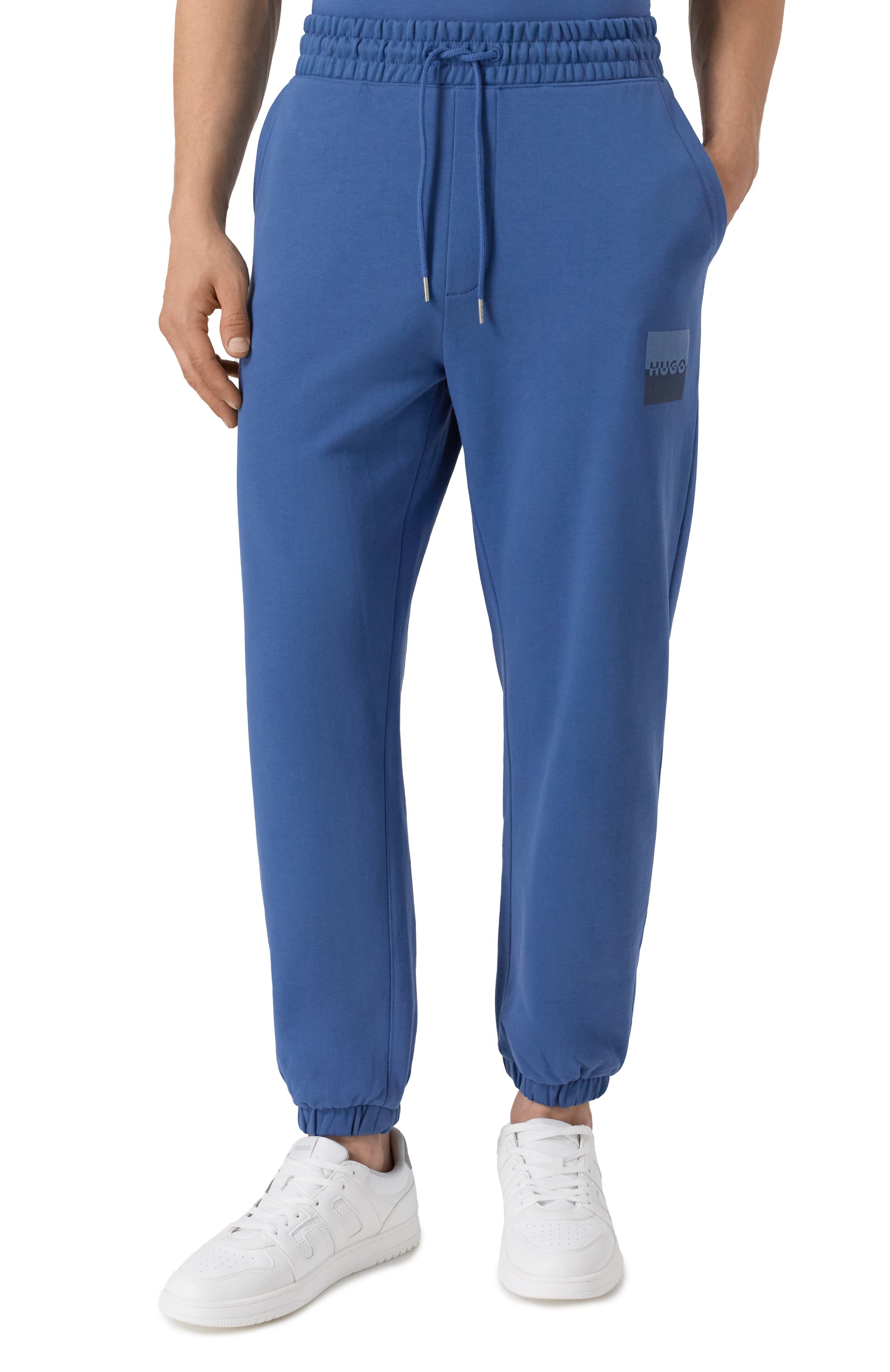 Хлопковые джоггеры HUGO синего цвета по цене 14950 руб., арт. 50542866, фото 3 Хлопковые джоггеры HUGO, арт. 50542866, фото 3