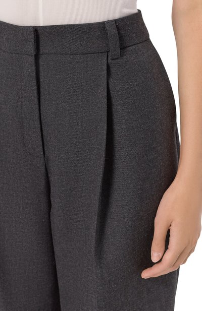 Шерстяные брюки LESYANEBO серого цвета по цене 42000 руб., арт. LN07H-1126_TES, фото 5 Шерстяные брюки LESYANEBO, арт. LN07H-1126_TES, фото 5