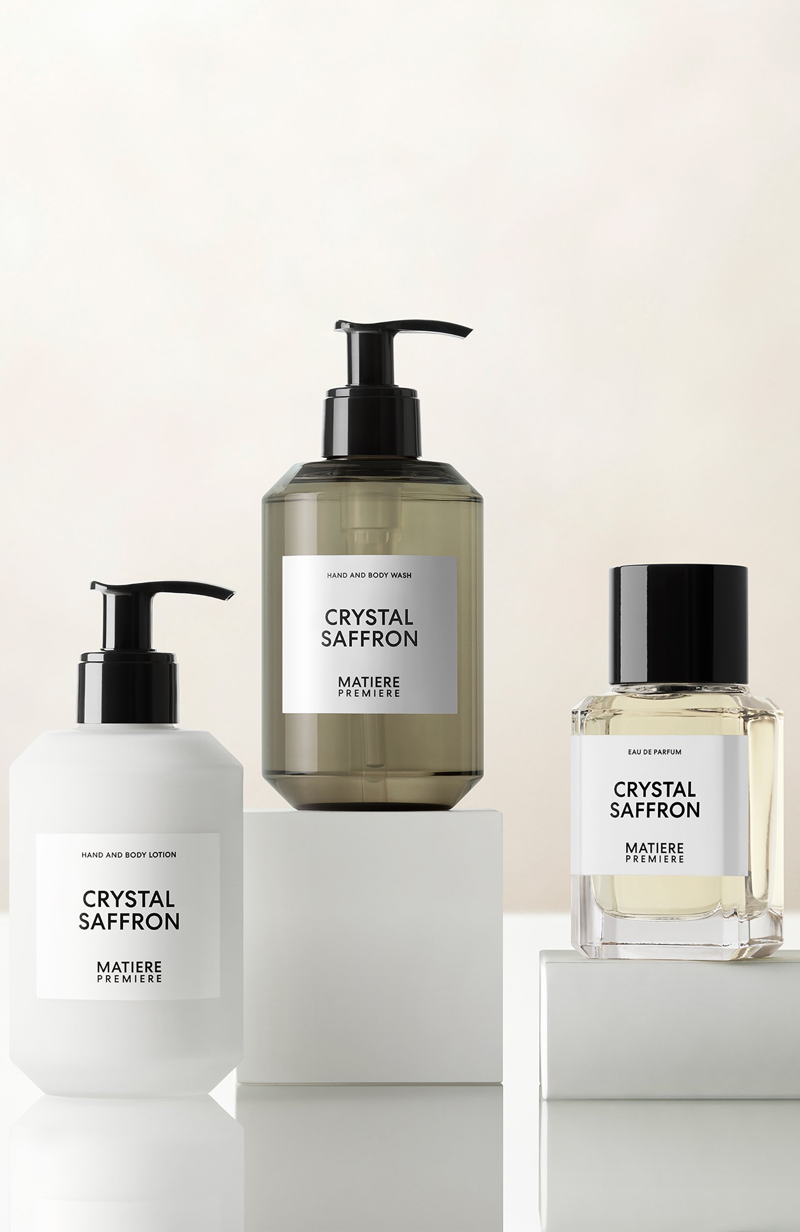 Лосьон для тела и рук crystal saffron (300ml) MATIERE PREMIERE бесцветного цвета по цене 9450 руб., арт. 3760428940926, фото 3 Лосьон для тела и рук crystal saffron (300ml) MATIERE PREMIERE, арт. 3760428940926, фото 3