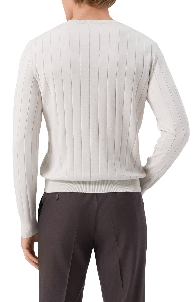 Мужской хлопковый джемпер CORNELIANI молочного цвета, арт. 25M513-2525153 | Фото 4 (Рукава: Длинные; Длина (для топов): Стандартные; Стили: Кэжуэл; Мужское Кросс-КТ: Джемперы; Принт: Без принта; Вырез: Круглый; Материал внешний: Хлопок)