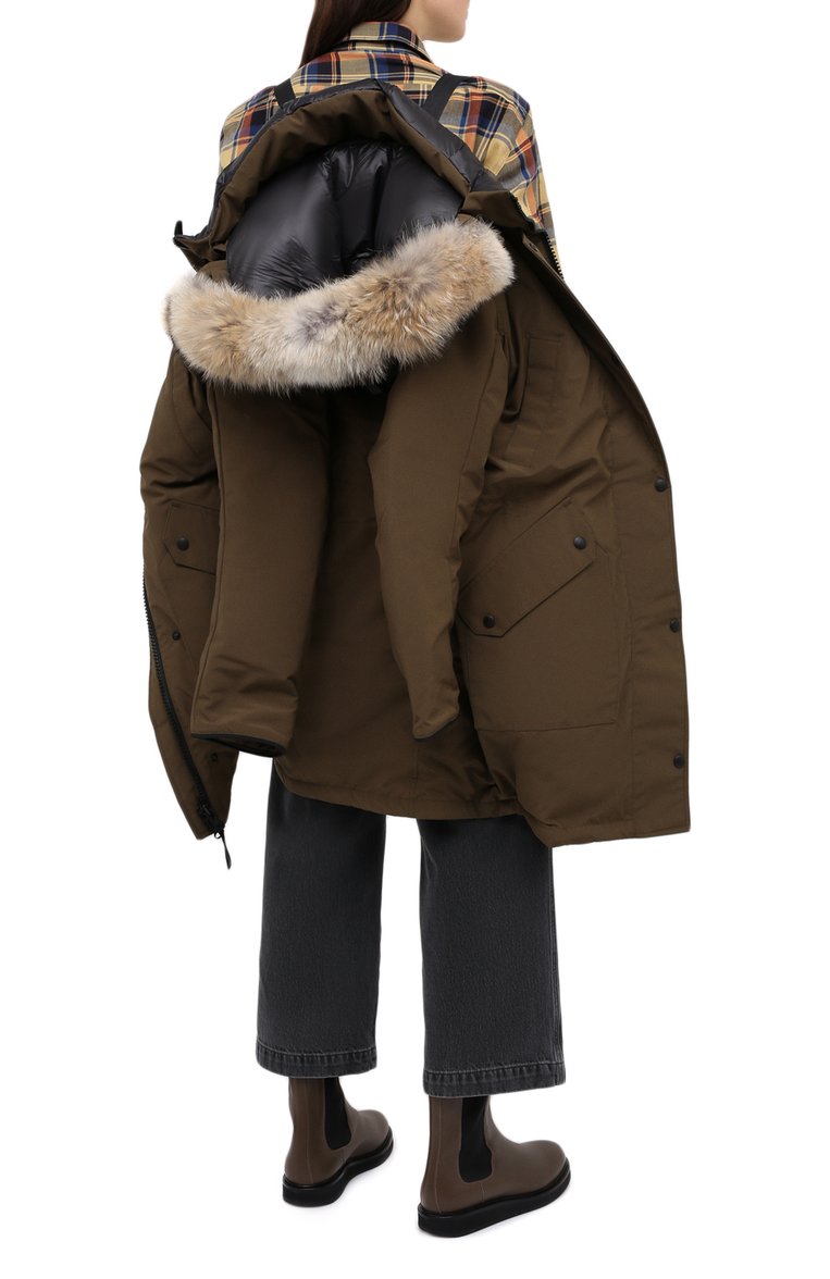 Женская парка ellesmere CANADA GOOSE хаки цвета, арт. 6555L | Фото 6 (Материал внешний: Синтетический материал; Рукава: Длинные; Стили: Классический; Материал утеплителя: Пух и перо; Длина (верхняя одежда): До середины бедра; Кросс-КТ: Куртка; Материал сплава: Проставлено; Драгоценные камни: Проставлено)