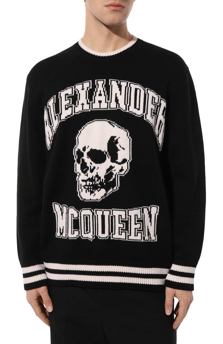 Мужской свитер из шерсти и кашемира ALEXANDER MCQUEEN черного цвета, арт. 760760/Q1XII | Фото 3 (Длина (для топов): Стандартные; Рукава: Длинные; Материал внешний: Шерсть; Мужское Кросс-КТ: Свитер-одежда; Принт: С принтом; Стили: Гранж)