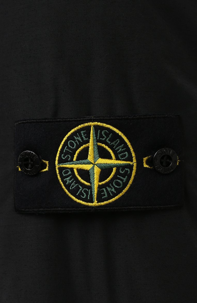 Мужской утепленный плащ STONE ISLAND черного цвета, арт. 751570832 | Фото 5 (Материал подклада: Синтетический материал; Материал внешний: Синтетический материал; Мужское Кросс-КТ: Плащ-верхняя одежда; Рукава: Длинные; Длина (верхняя одежда): До середины бедра; Материал сплава: Проставлено; Драгоценные ка�мни: Проставлено; Стили: Кэжуэл)