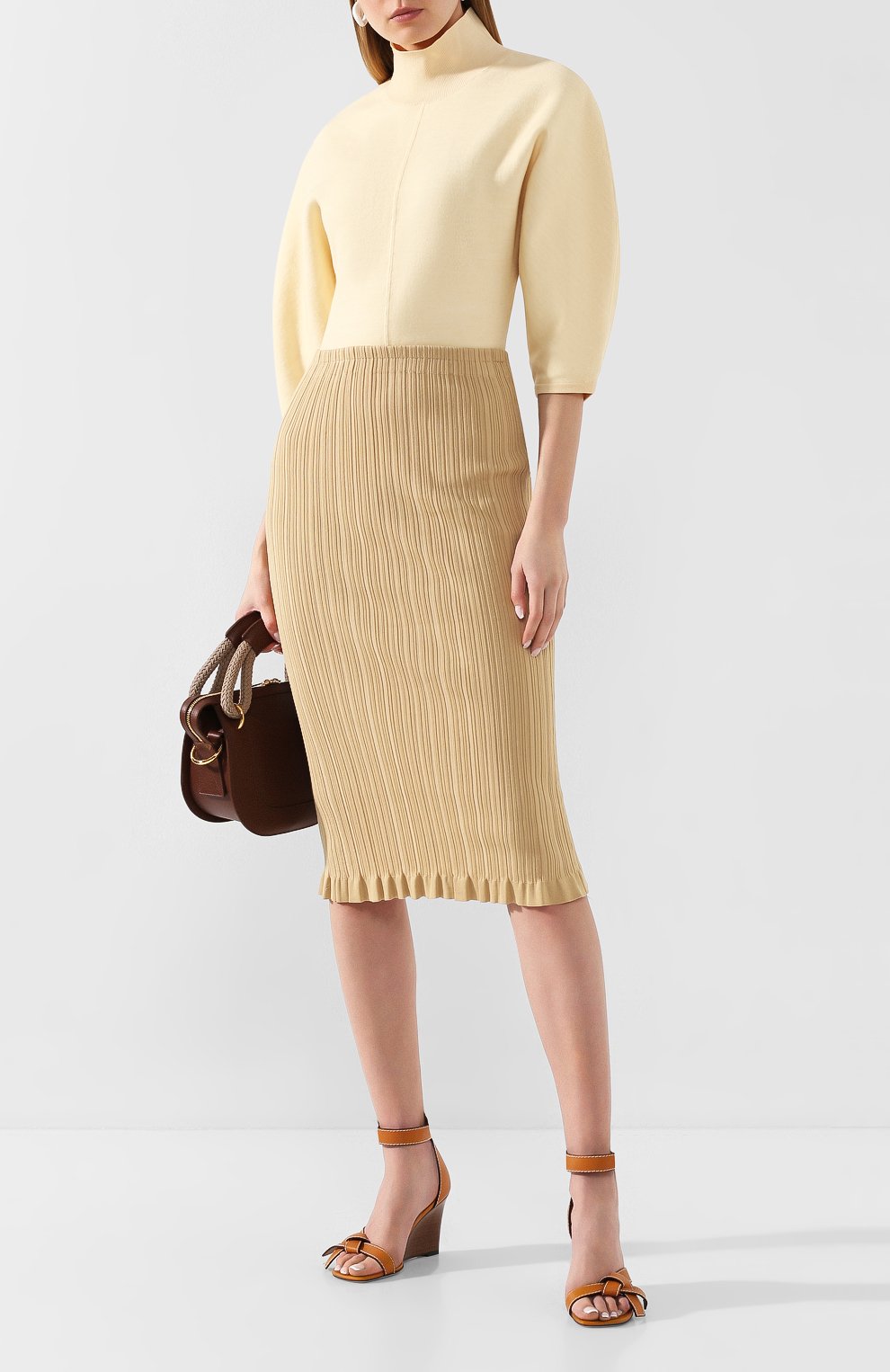 Пуловер ACNE STUDIOS бежевого цвета по цене 59400 руб., арт. A60146/W, фото 2 Пуловер ACNE STUDIOS, арт. A60146/W, фото 2