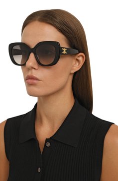 Женские солнцезащитные очки CELINE EYEWEAR черного цвета, арт. CL40226U 01F | Фото 2 (Региональные ограничения белый список (Axapta Mercury): Не проставлено; Нос: Не проставлено; Материал: Пластик; Тип очков: С/з; Очки форма: Квадратные; Оптика Гендер: оптика-женское)