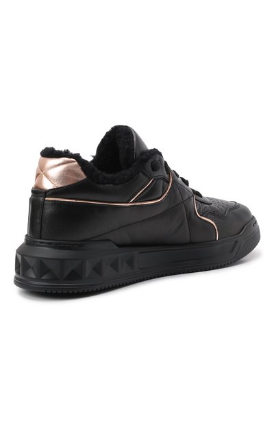 Кожаные кеды one stud VALENTINO черного цвета по цене 69600 руб., арт. XW2S0CS4/ITB, фото 5 Кожаные кеды one stud VALENTINO, арт. XW2S0CS4/ITB, фото 5