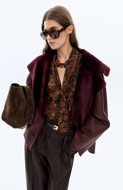 Колье VIEN черного цвета по цене 55900 руб., арт. 2526-324, фото 5 Колье VIEN, арт. 2526-324, фото 5