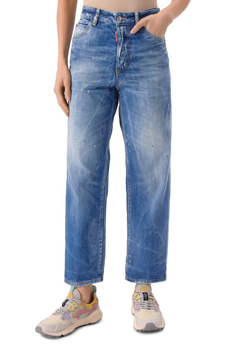 Женские джинсы boston DSQUARED2 синего цвета, арт. S72LB0836/S30309 | Фото 3 (Длина (брюки, джинсы): Стандартные; Материал внешний: Хлопок, Деним; Детали: Делаве; Силуэт Ж (брюки и джинсы): Прямые; Кросс-КТ: Деним; Стили: Гранж; Автоматизация состава: Проставлено; Автоматизация ТО: Проставлено)