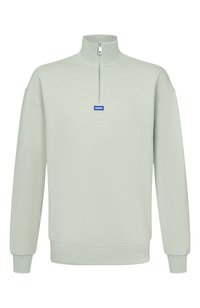 Светло-зеленый