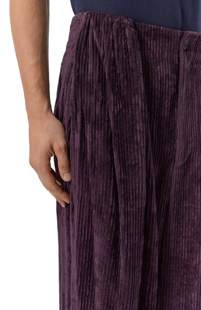 Вельветовые брюки GIORGIO ARMANI фиолетового цвета по цене 170500 руб., арт. GM004542/TE23799, фото 5 Вельветовые брюки GIORGIO ARMANI, арт. GM004542/TE23799, фото 5