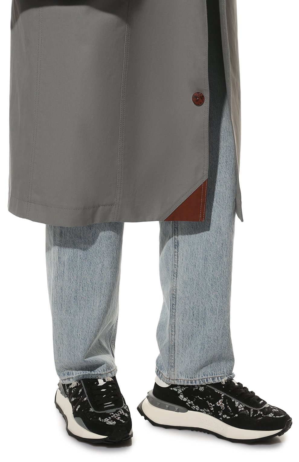 Кроссовки lacerunner VALENTINO черного цвета по цене 69600 руб., арт. XW2S0DY9/ZUX, фото 3 Кроссовки lacerunner VALENTINO, арт. XW2S0DY9/ZUX, фото 3