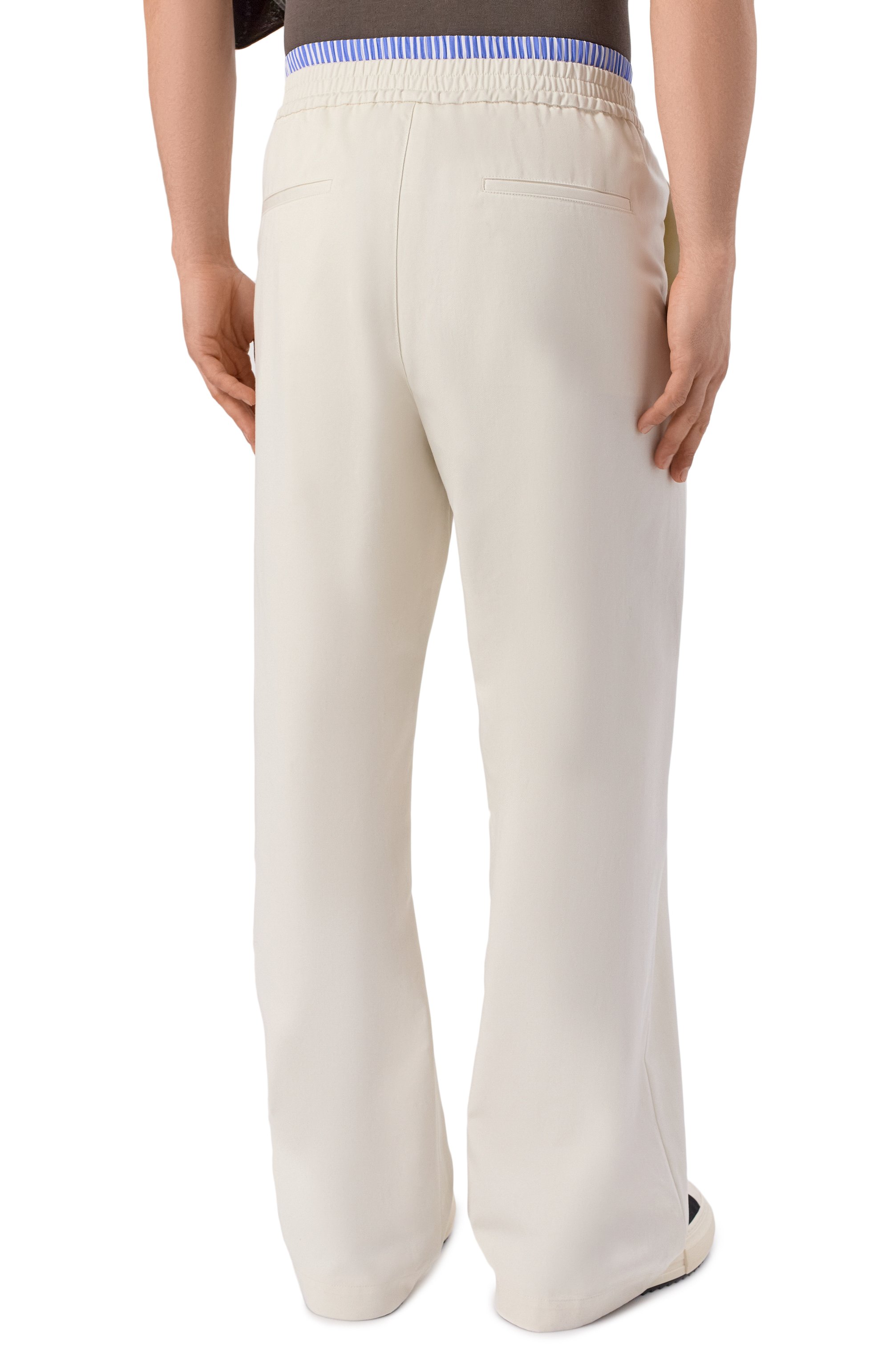 Хлопковые брюки MSGM светло-серого цвета по цене 35600 руб., арт. 4040MP06/267104, фото 4 Хлопковые брюки MSGM, арт. 4040MP06/267104, фото 4