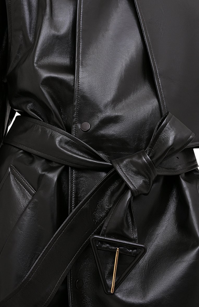 Женское кожаное пальто BOTTEGA VENETA темно-коричневого цвета, арт. 626527/VKLC0 | Фото 5 (Рукава: Длинные; Женское Кросс-КТ: Замша и кожа; Длина (верхняя одежда): Длинные; 1-2-бортные: Двубортные; Материал внешний: Натуральная кожа; Региональные ограничения белый список (Axapta Mercury): RU; Автоматизация ТО: Проставлено; Автоматизация состава: Проставлено)