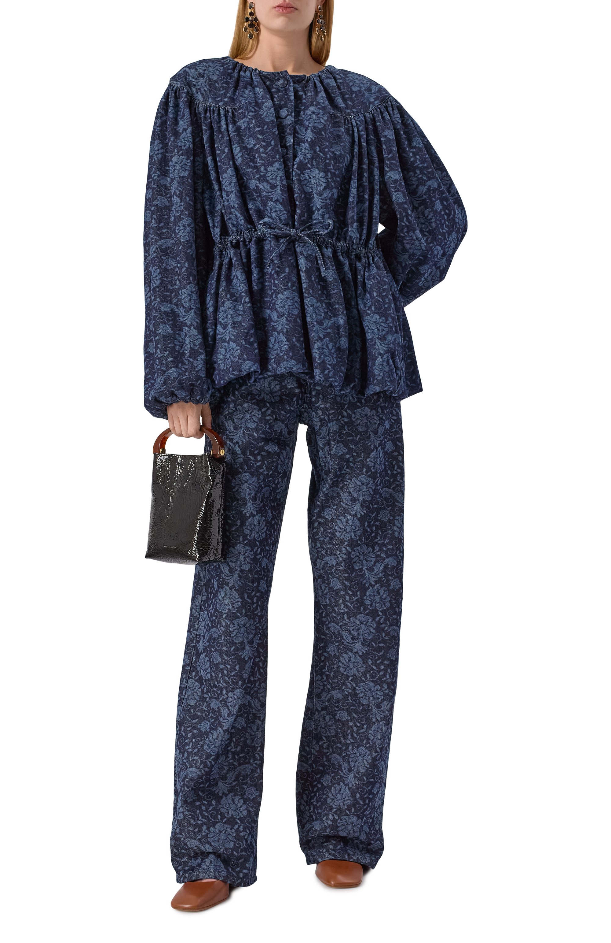 Джинсовая куртка DRIES VAN NOTEN темно-синего цвета по цене 87550 руб., арт. 251-010511-1557, фото 2 Джинсовая куртка DRIES VAN NOTEN, арт. 251-010511-1557, фото 2