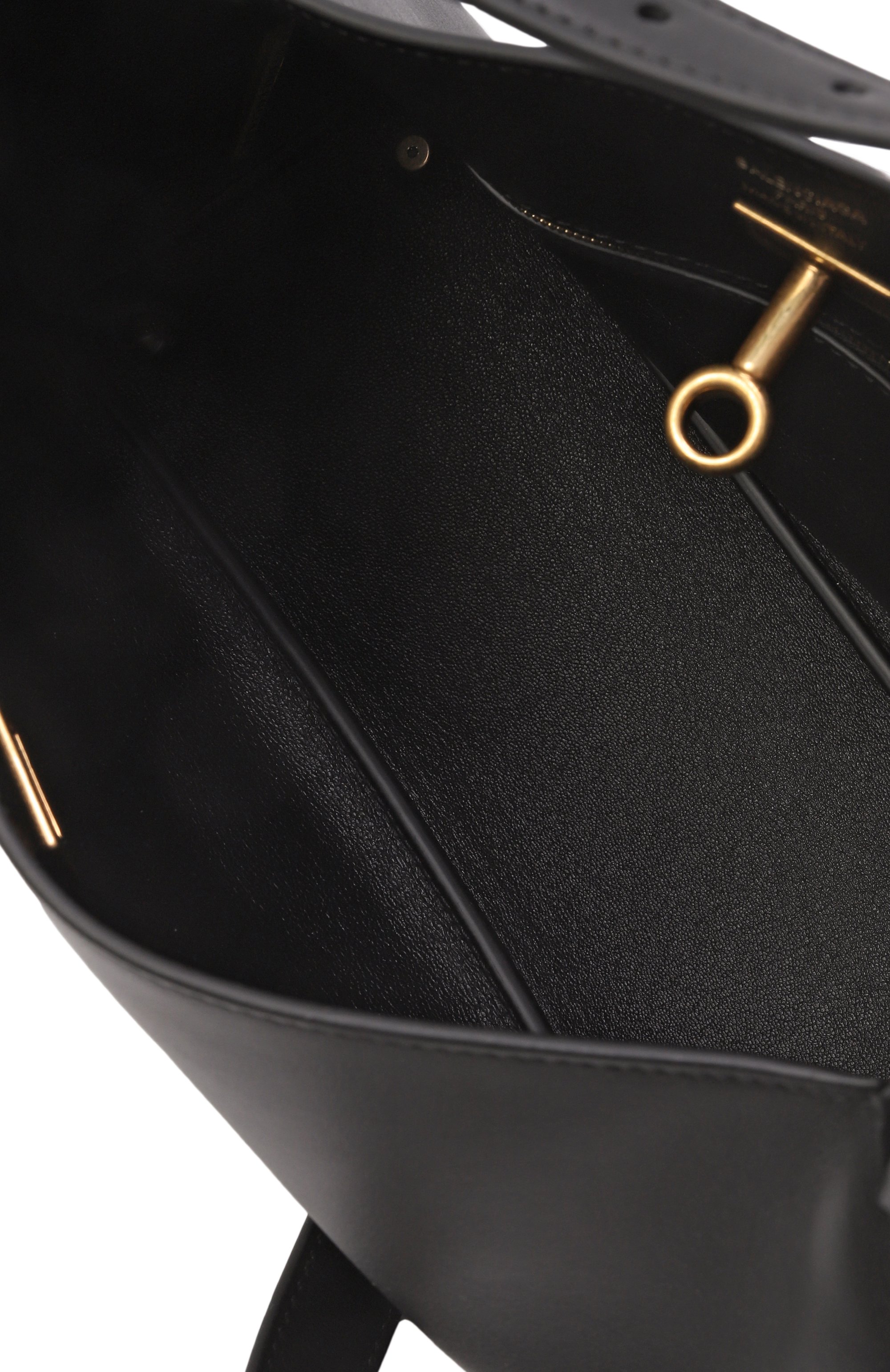 Сумка bel air small BALENCIAGA черного цвета по цене 390500 руб., арт. 810680/2ABAV, фото 5 Сумка bel air small BALENCIAGA, арт. 810680/2ABAV, фото 5