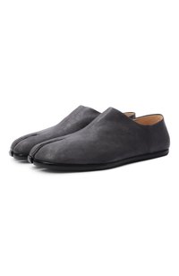 Серый