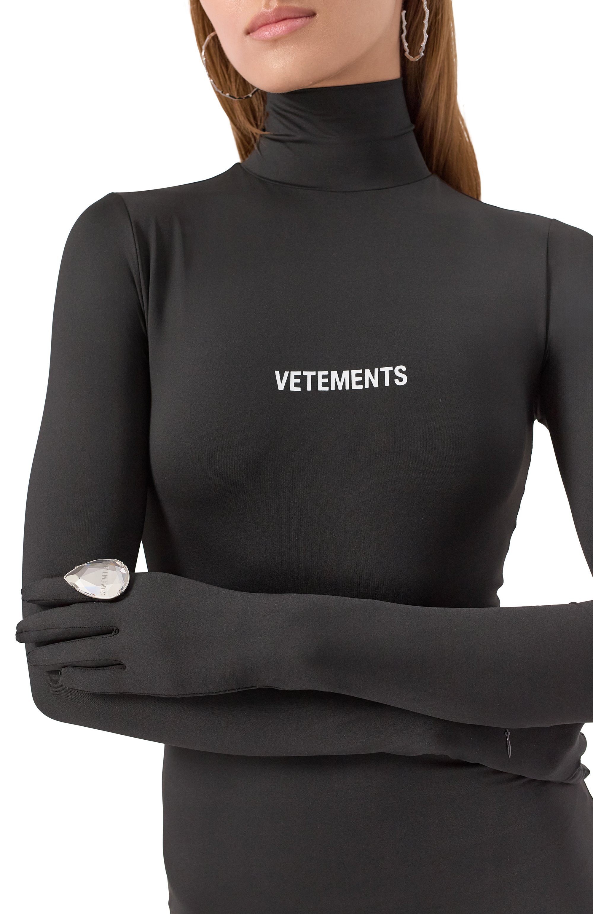 Платье VETEMENTS черного цвета по цене 109500 руб., арт. WE54DR300B/2750 LYCRA, фото 5 Платье VETEMENTS, арт. WE54DR300B/2750 LYCRA, фото 5