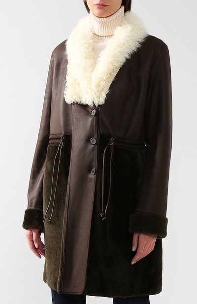 Дубленка из овчины CHLOÉ хаки цвета по цене 985000 руб., арт. CHC18ACM03206, фото 3 Дубленка из овчины CHLOÉ, арт. CHC18ACM03206, фото 3