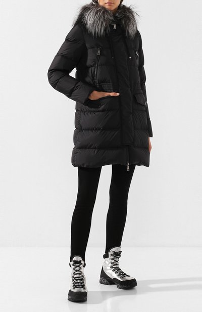 Пуховик moncler aphroti MONCLER черного цвета по цене 242500 руб., арт. E2-093-49338-25-C0059, фото 2 Пуховик moncler aphroti MONCLER, арт. E2-093-49338-25-C0059, фото 2