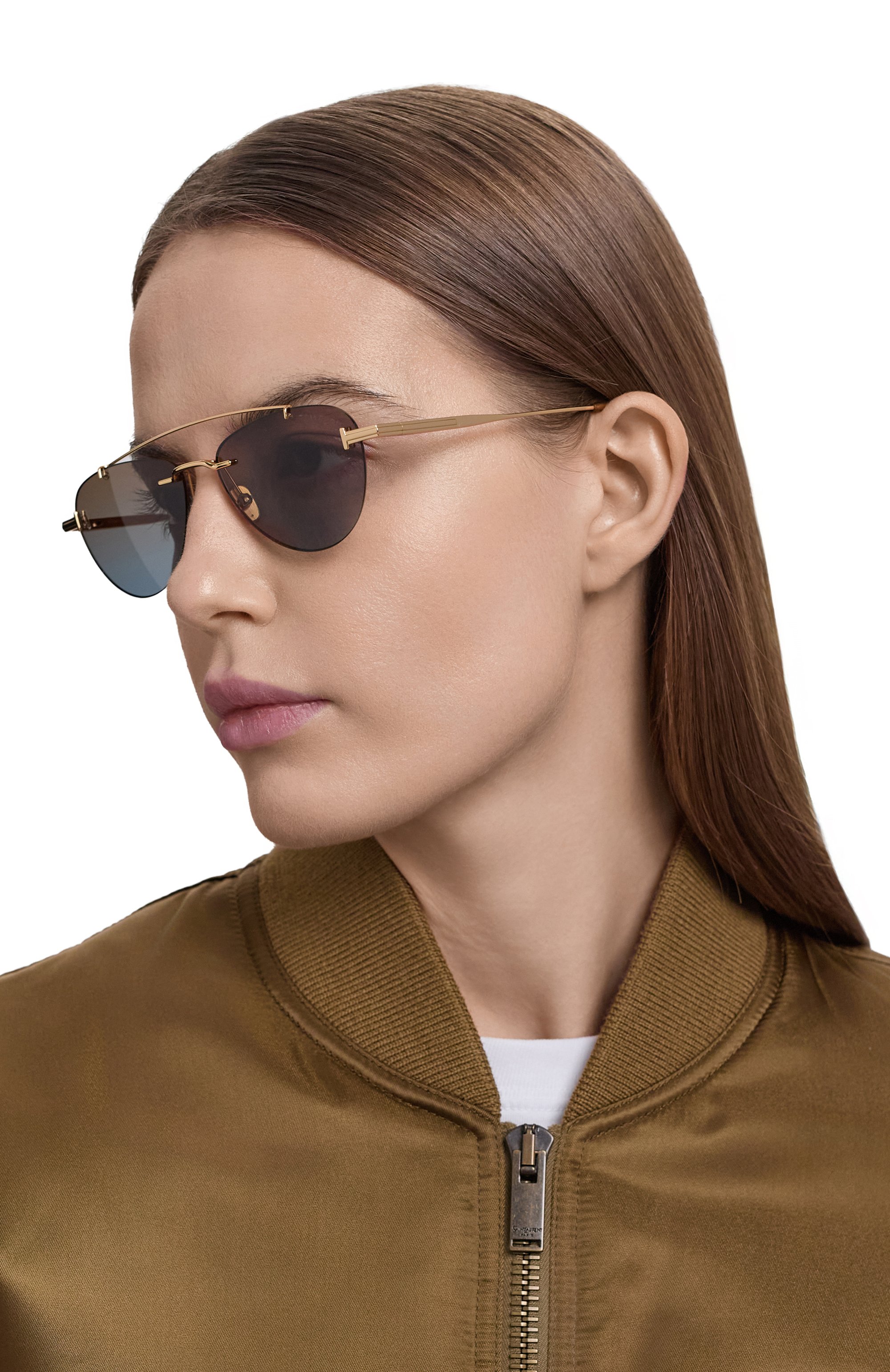 Солнцезащитные очки TOM FORD серого цвета по цене 65500 руб., арт. TF1356 30F, фото 2 Солнцезащитные очки TOM FORD, арт. TF1356 30F, фото 2