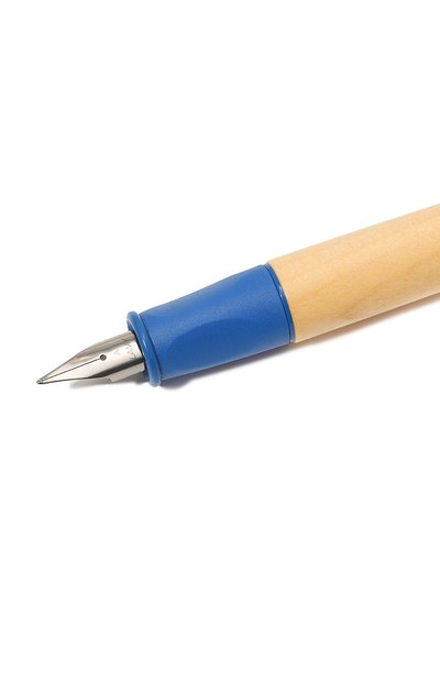 Перьевая ручка 009 abc LAMY синего цвета по цене 2810 руб., арт. 4000066, фото 3 Перьевая ручка 009 abc LAMY, арт. 4000066, фото 3