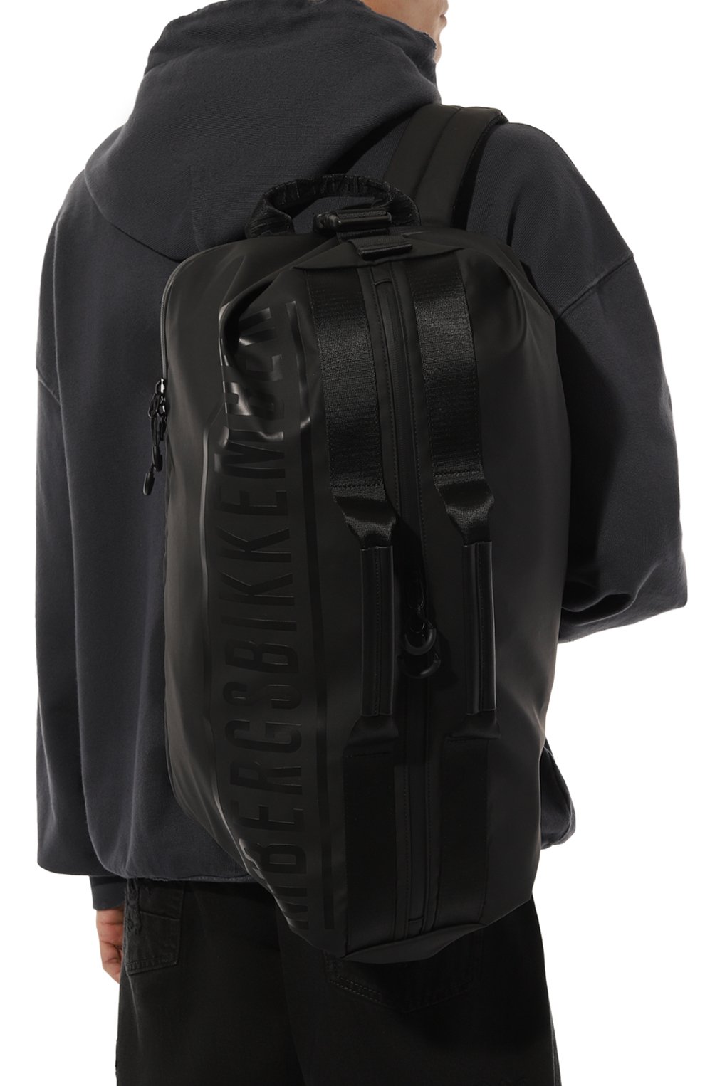 Рюкзак DIRK BIKKEMBERGS черного цвета по цене 16600 руб., арт. BKZA00726P, фото 2 Рюкзак DIRK BIKKEMBERGS, арт. BKZA00726P, фото 2