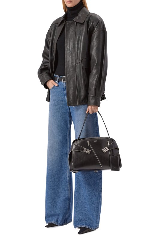 Сумка Hug Soft medium Ferragamo 21A444/787864 Чёрный  21A444/787864 Фото 8